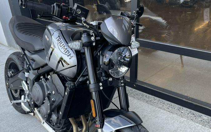 2024 Triumph Trident 660 - SILVER ICE