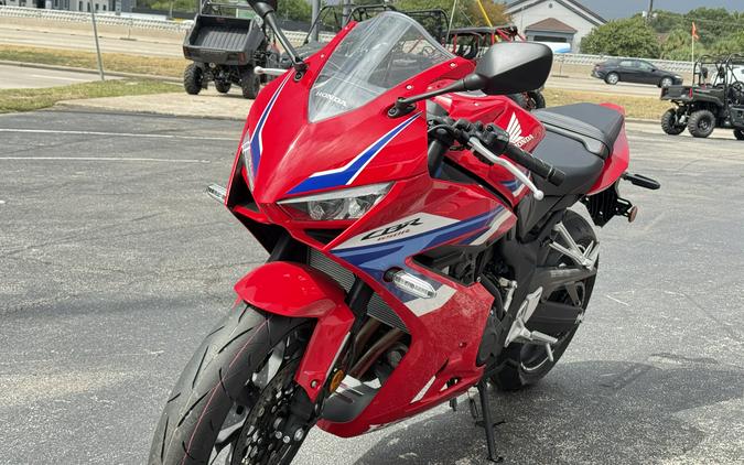 2026 Honda CBR650R E-Clutch Grand Prix Red - 203190