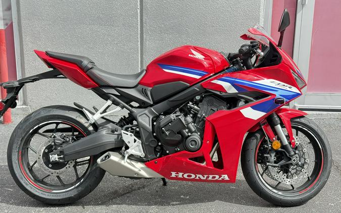 2026 Honda CBR650R E-Clutch Grand Prix Red - 203190