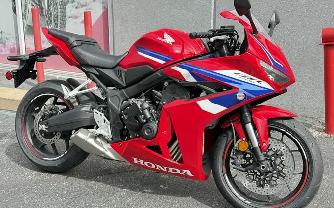 2026 Honda CBR650R E-Clutch Grand Prix Red - 203190