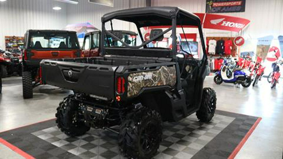 2024 Can-Am Defender XT HD10