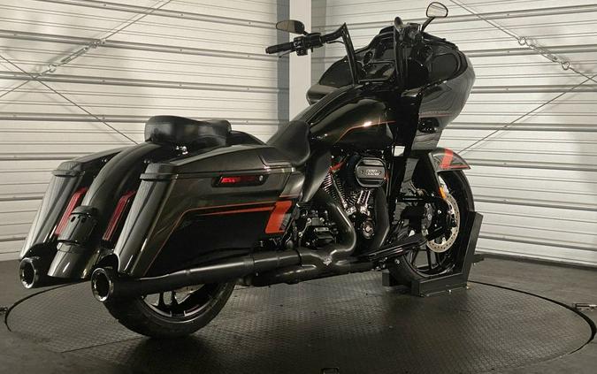 2018 Harley-Davidson® FLTRXSE - CVO™ Road Glide®