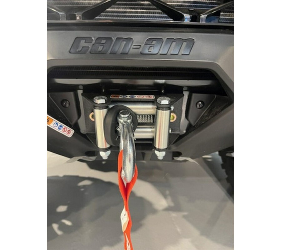 2025 Can-Am Outlander MAX XT 850