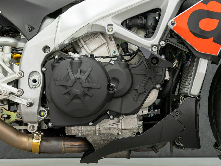 2018 APRILIA TUONO V4 1100 RR W/ABS
