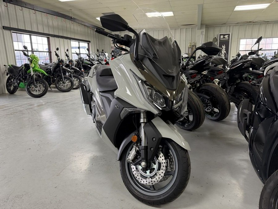 2025 KYMCO AK550i ABS