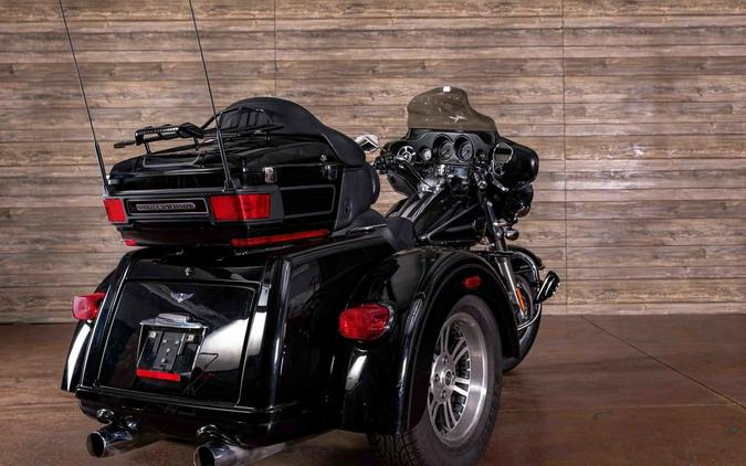 2011 FLHTCUTG - Tri Glide® Ultra Classic® - Harley-Davidson®