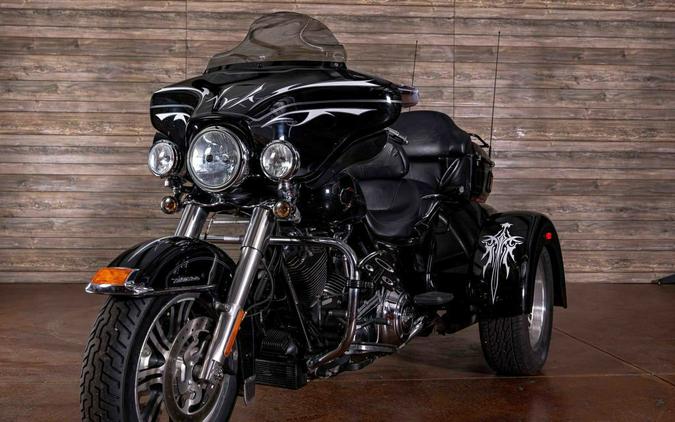 2011 FLHTCUTG - Tri Glide® Ultra Classic® - Harley-Davidson®