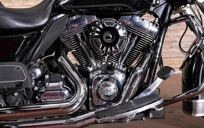 2011 FLHTCUTG - Tri Glide® Ultra Classic® - Harley-Davidson®