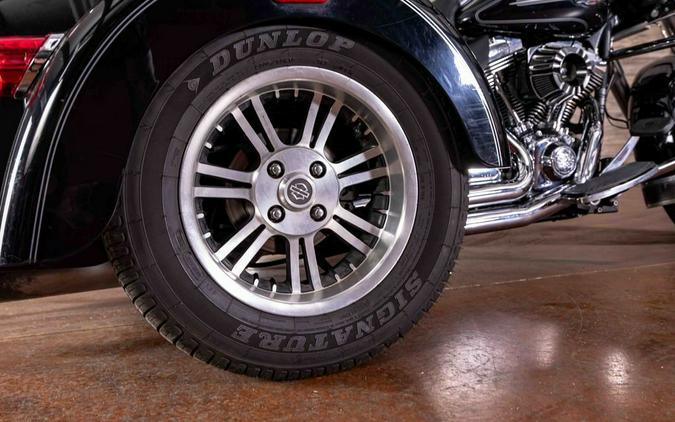 2011 FLHTCUTG - Tri Glide® Ultra Classic® - Harley-Davidson®