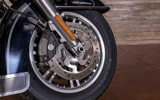 2011 FLHTCUTG - Tri Glide® Ultra Classic® - Harley-Davidson®
