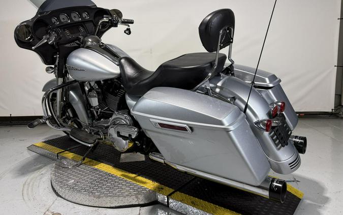 2014 Harley-Davidson® Street Glide® Brilliant Silver