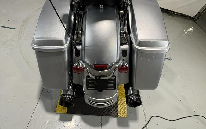 2014 Harley-Davidson® Street Glide® Brilliant Silver