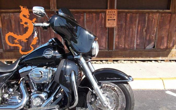 2009 Harley-Davidson® FLHRC - Road King® Classic