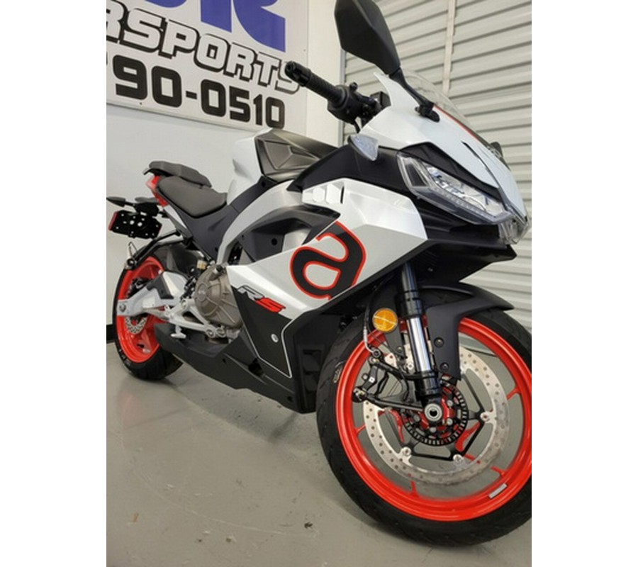2025 Aprilia RS 457