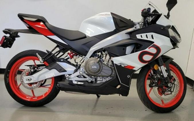 2025 Aprilia RS 457
