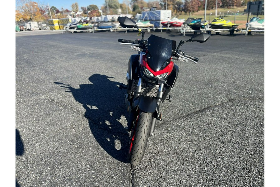 2024 Kawasaki Z500 SE ABS