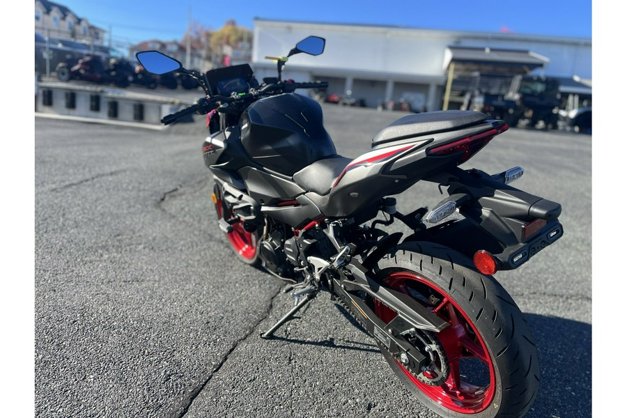 2024 Kawasaki Z500 SE ABS