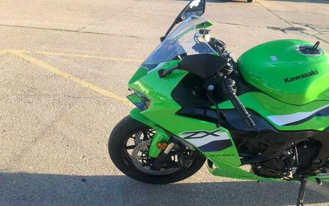 2026 Kawasaki NINJA ZX-6R ABS