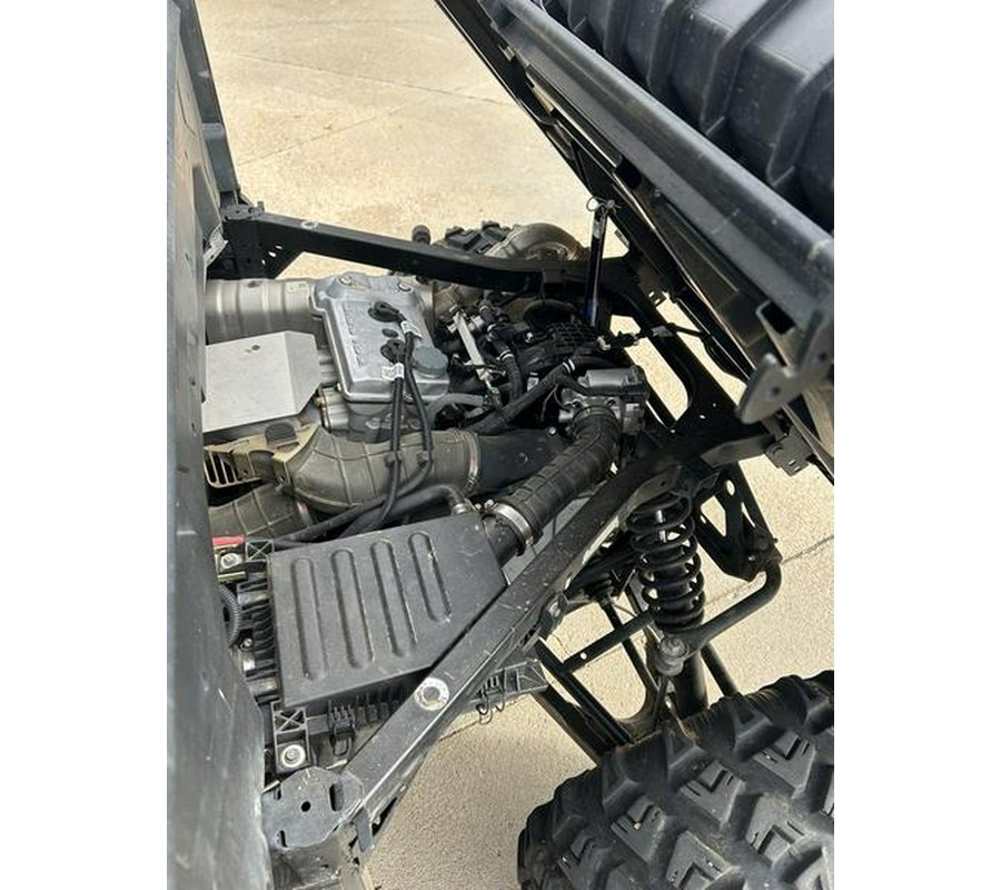 2017 Polaris® RANGER XP® 900 EPS Solar Red