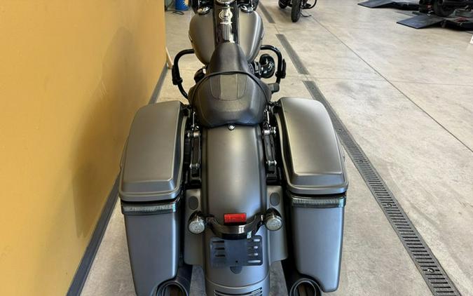2018 Harley-Davidson FLHRXS - Road King Special