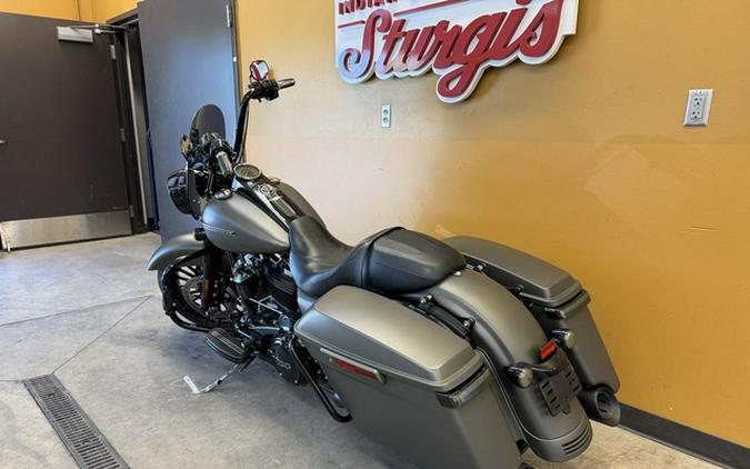 2018 Harley-Davidson FLHRXS - Road King Special