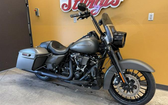 2018 Harley-Davidson FLHRXS - Road King Special