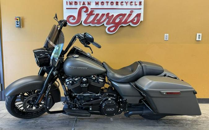 2018 Harley-Davidson FLHRXS - Road King Special