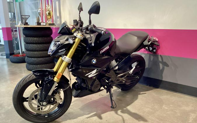 2022 BMW G 310 R