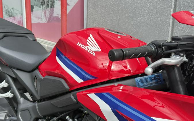 2026 Honda CBR650R E-Clutch Grand Prix Red - 202980