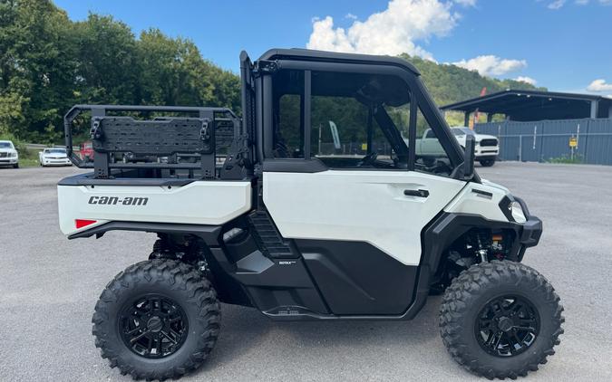 2027 Can-Am Defender XU Limited HD11