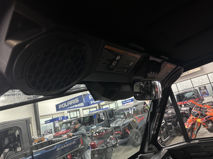 2027 Can-Am Defender XU Limited HD11
