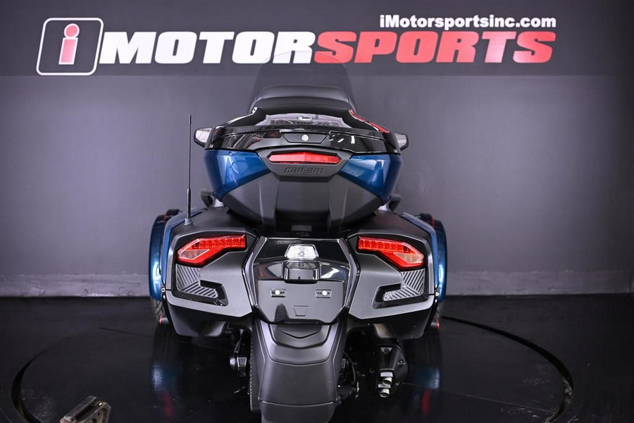 2023 Can-Am® Spyder RT Limited Dark Wheels