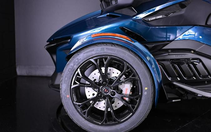 2023 Can-Am® Spyder RT Limited Dark Wheels