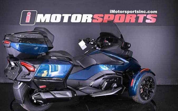 2023 Can-Am® Spyder RT Limited Dark Wheels