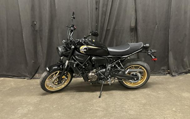 2025 Yamaha XSR700