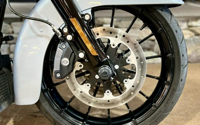 2019 FLHXS - Street Glide Special