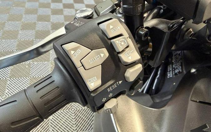 2026 Kawasaki Z1100 SE ABS