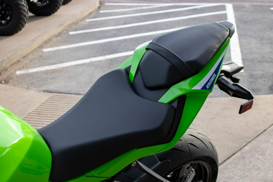 2026 KAWASAKI NINJA ZX6R