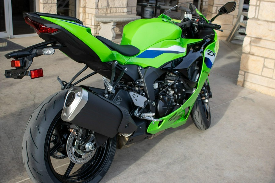 2026 KAWASAKI NINJA ZX6R