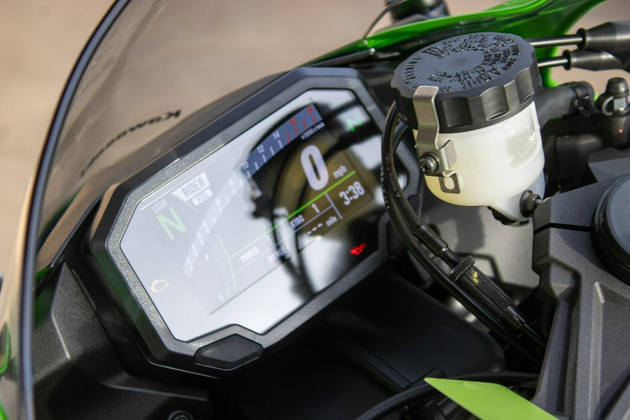 2026 KAWASAKI NINJA ZX6R