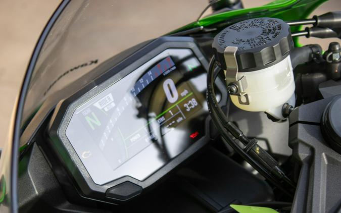 2026 KAWASAKI NINJA ZX6R