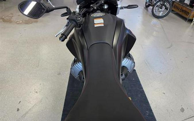 2025 Moto Guzzi V85 Strada