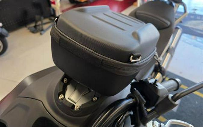 2025 Moto Guzzi V85 Strada