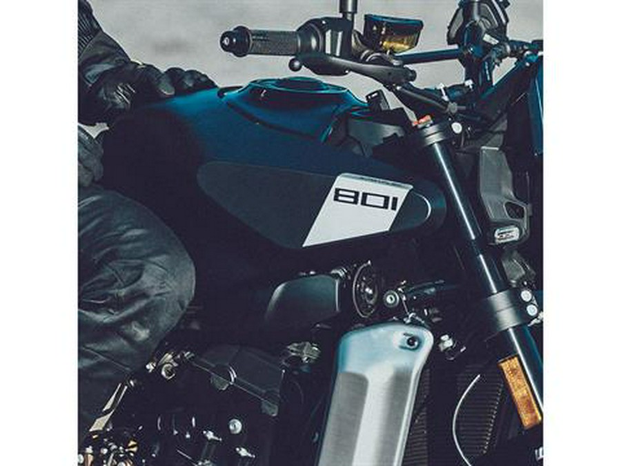 2025 Husqvarna Svartpilen 801