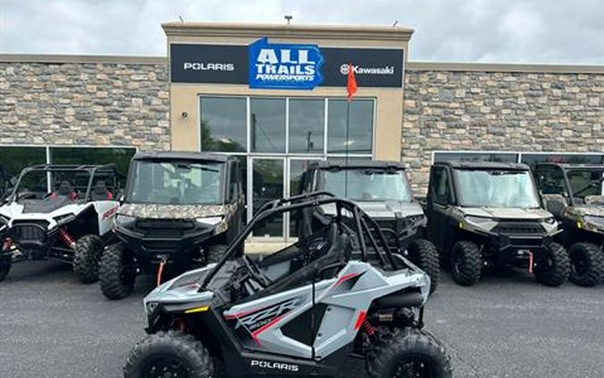 2024 Polaris RZR 200 EFI