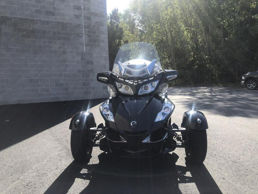 2010 Can-Am® Spyder Roadster RT-S