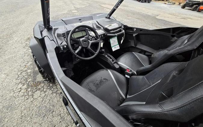 2025 Can-Am® Commander XT 700