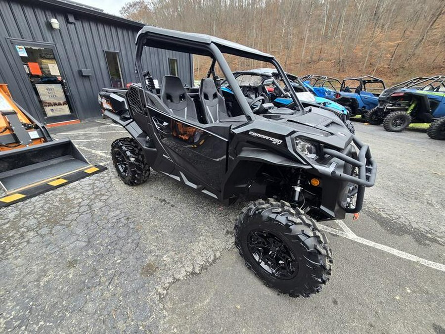 2025 Can-Am® Commander XT 700