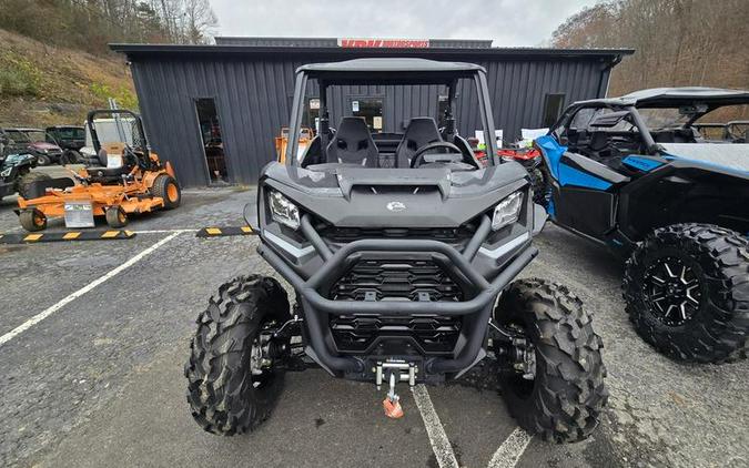 2025 Can-Am® Commander XT 700