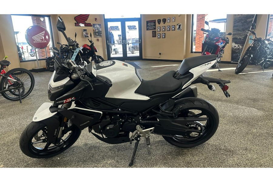 2025 CFMOTO 450 NK